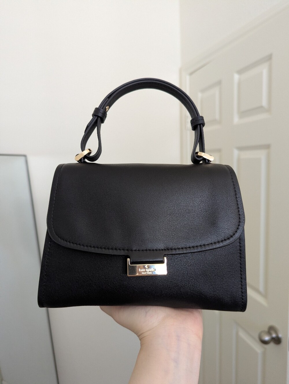 Kate Spade KQ492 Black Smooth Leather Soft Flap Top Handle Crossbody Bag EUC